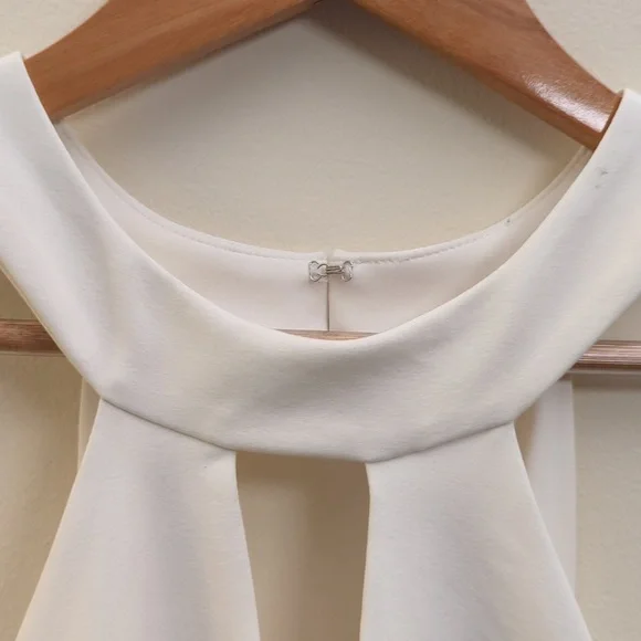 NWT Bebe White Cropped Halter Top - Picture 6 of 13